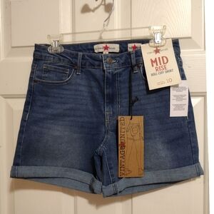 Vintage Reunited Dark Wash Mid Rise Roll Cuff Denim Shorts Size 10 NWT